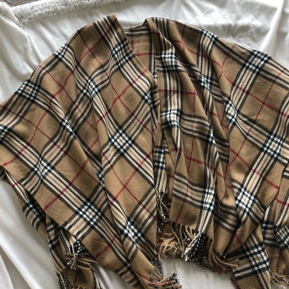 Chic shawl - Picture 2 of 4